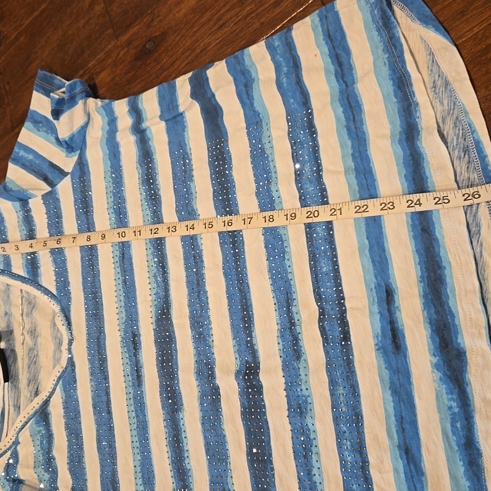 Onque Casual Blue and White Striped V-Neck Top With Silver Stud Accents - Picture 7 of 7